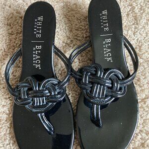 White House Black Market Sandals Size 7 Vacation Beach